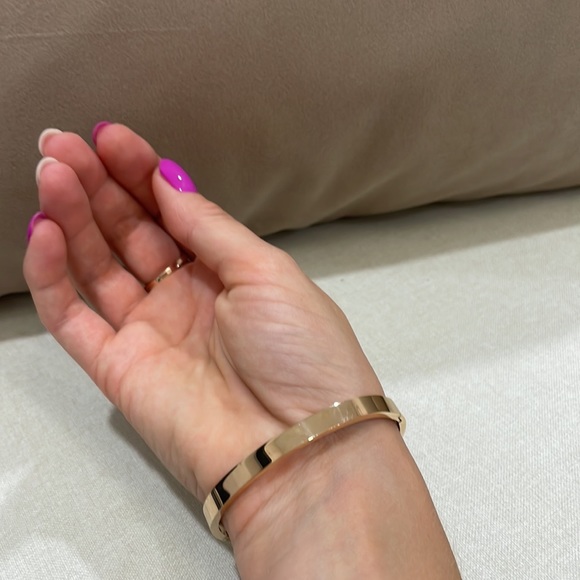 Gucci like bracelet. - Picture 4 of 7